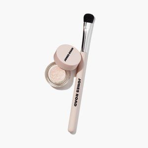 Jones Road - The Eye Fluffy Brush (Fundamental Eye Brush) - Brand New
